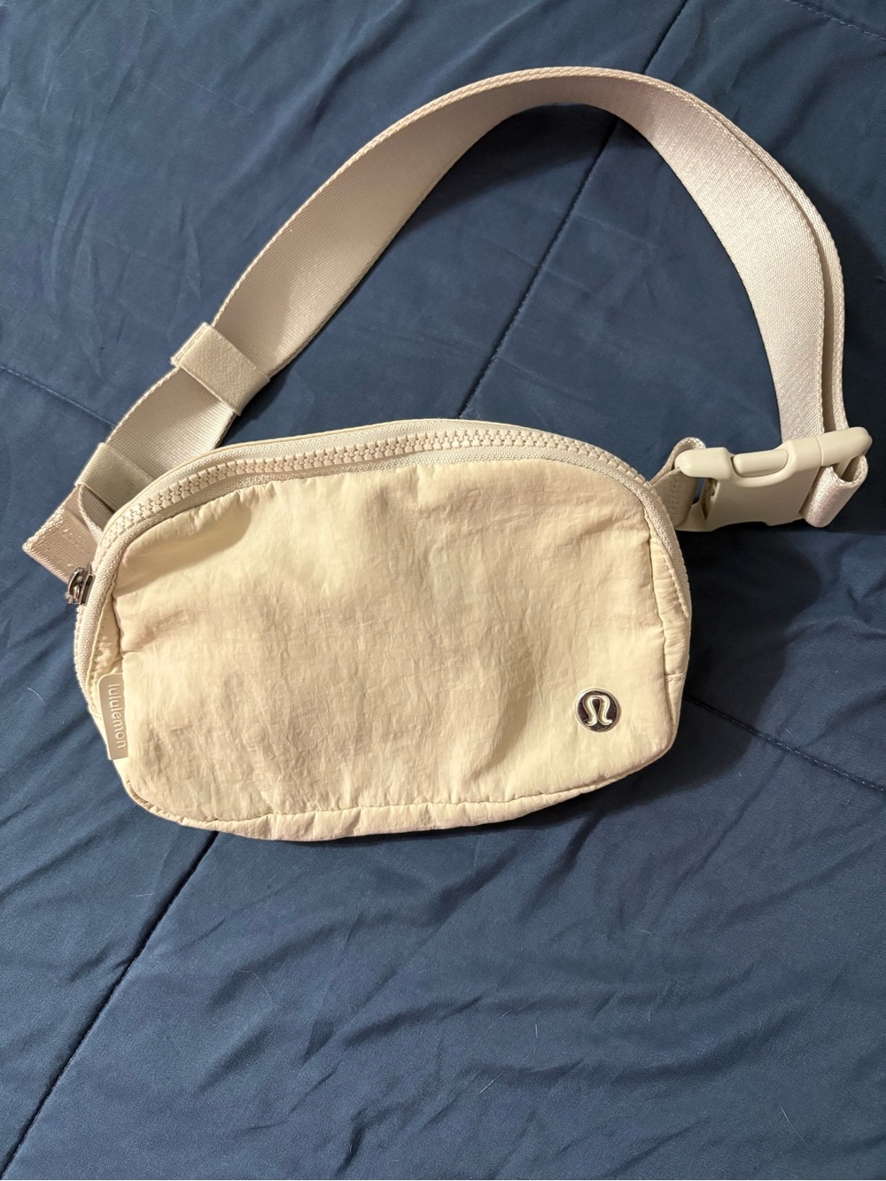 lululemon athletica Cream Crossbody Belt Bag with Adjustable Strap